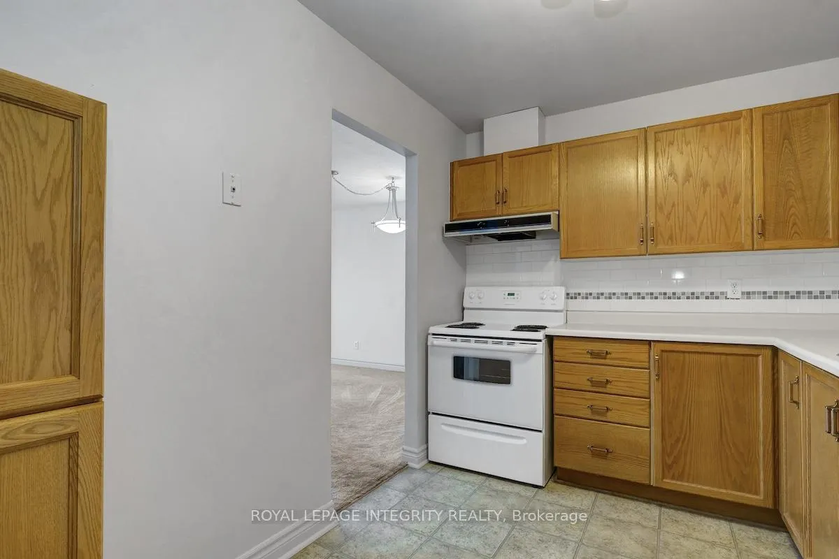 Photo 16 of Unit 103, 124 Daniel Street S, Arnprior — HOMEH