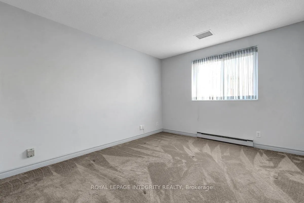 Photo 21 of Unit 103, 124 Daniel Street S, Arnprior — HOMEH