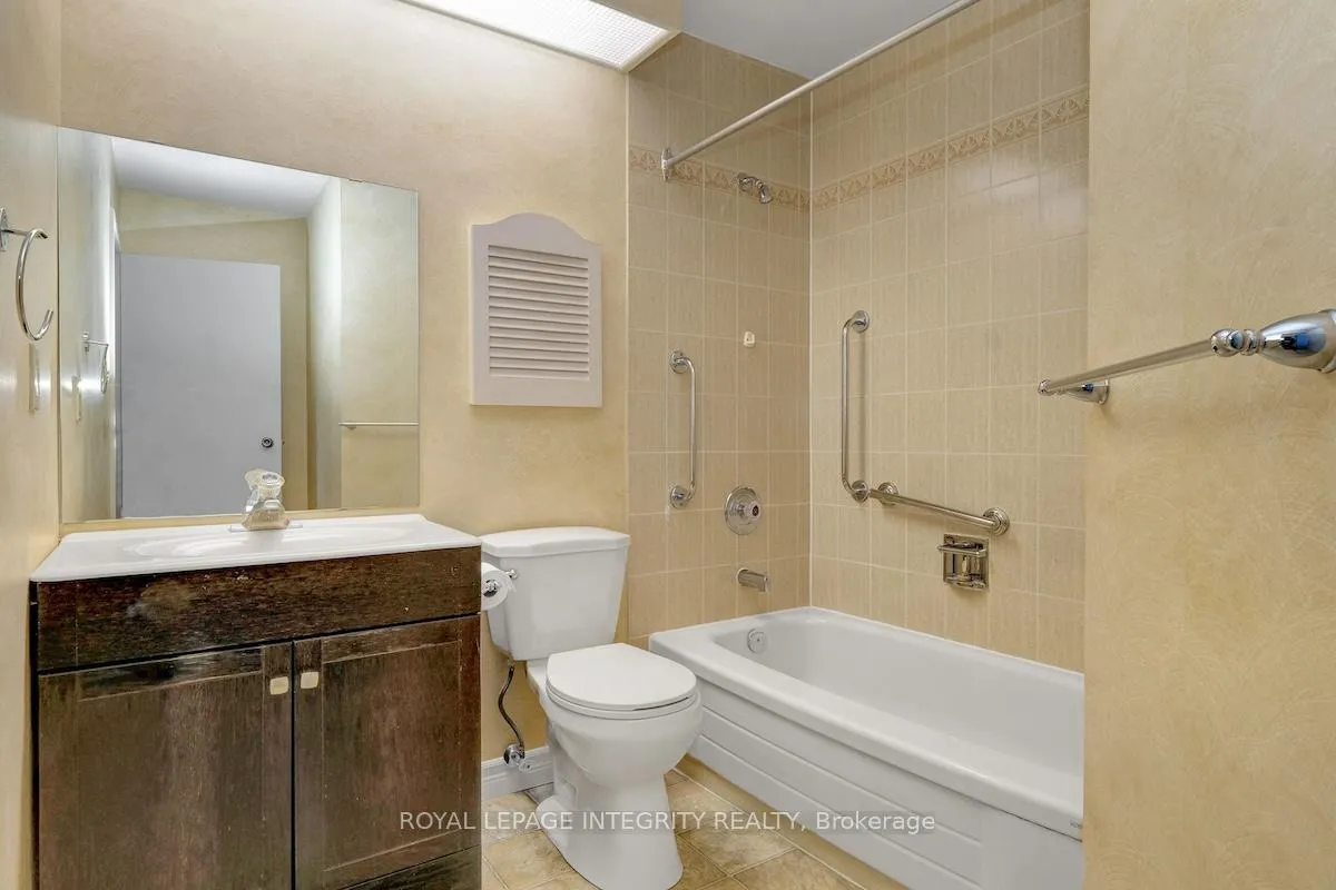 Photo 25 of Unit 103, 124 Daniel Street S, Arnprior — HOMEH