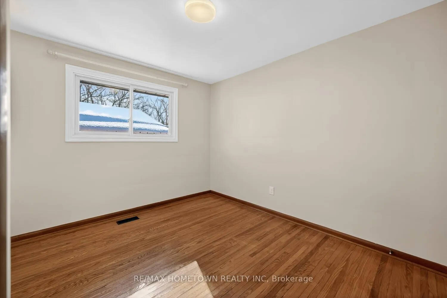 Photo 18 of 189 Reynolds Drive, Brockville, Brockville — HOMEH