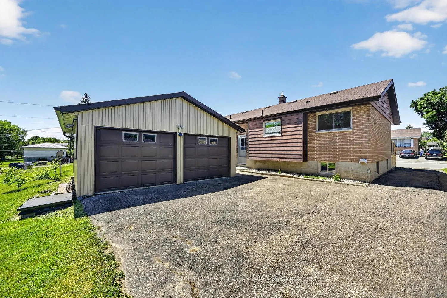 Photo 32 of 189 Reynolds Drive, Brockville, Brockville — HOMEH