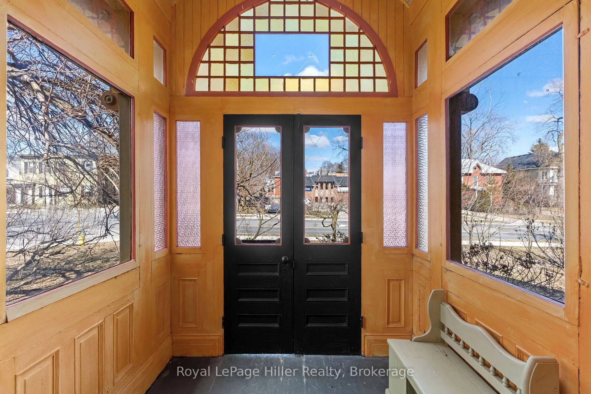 Photo 8 of 131 Huron Street, Stratford — HOMEH