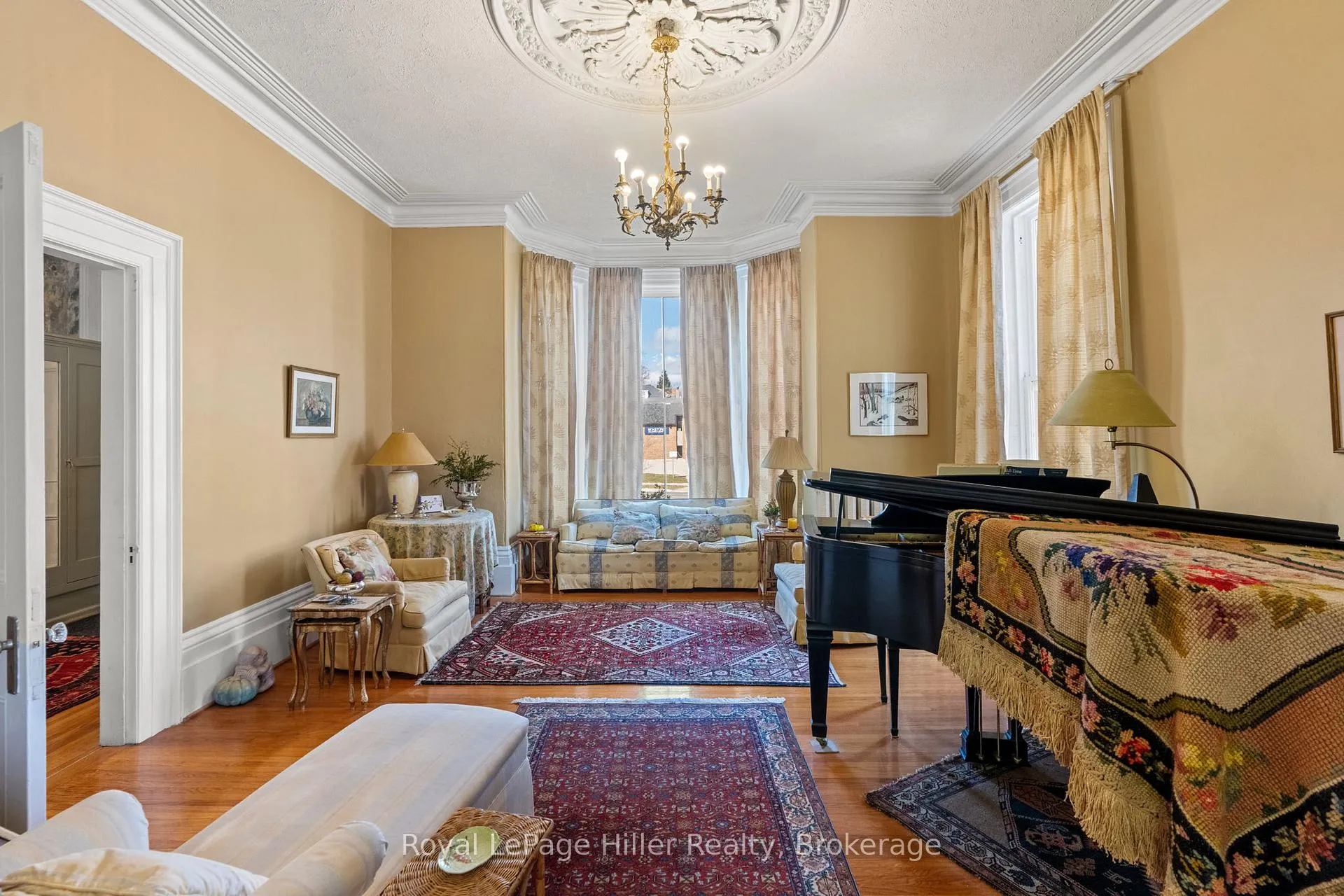 Photo 13 of 131 Huron Street, Stratford — HOMEH