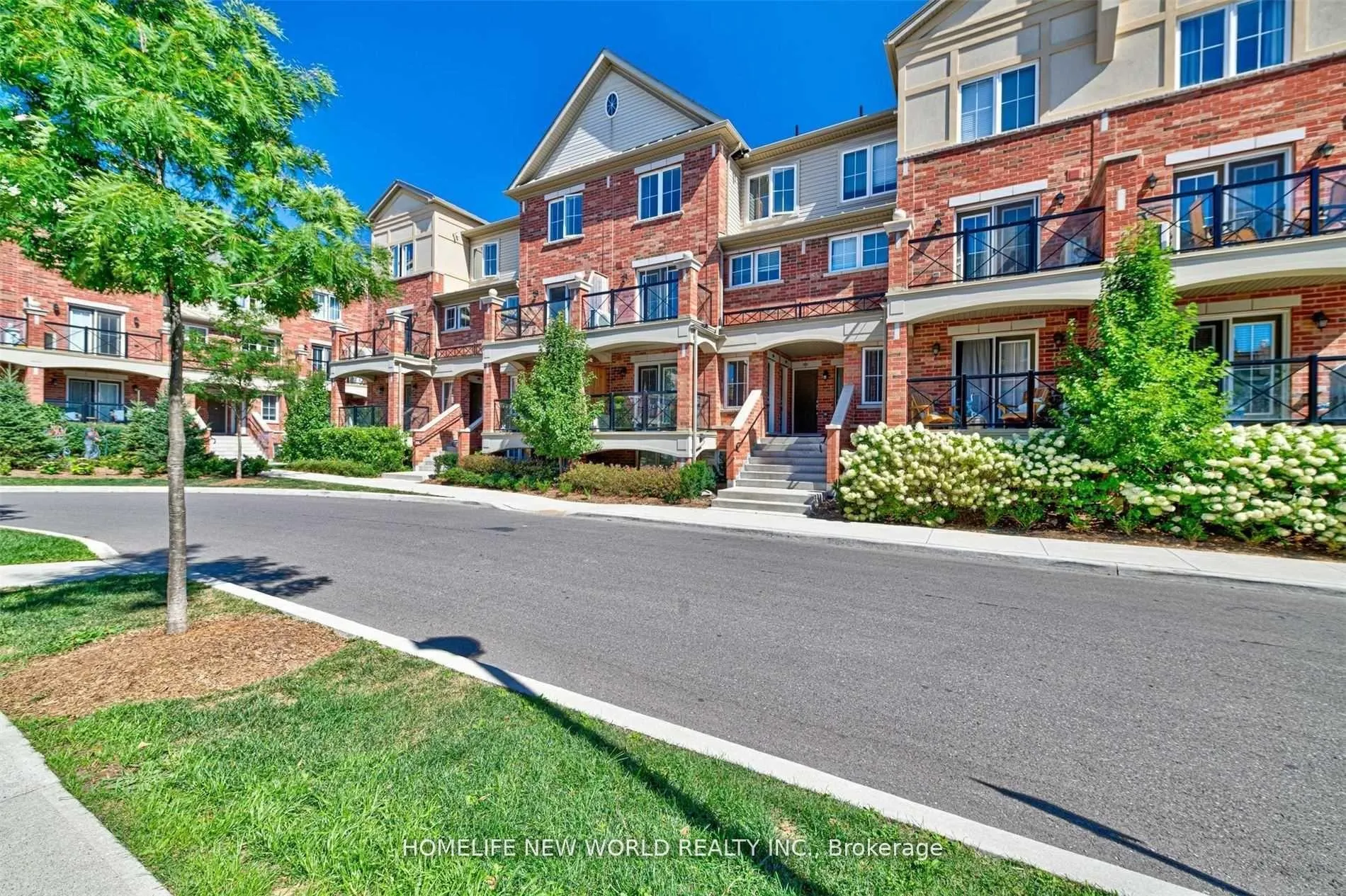 Photo 10 of Unit 22, 2484 Post Road, Oakville, River Oaks — HOMEH