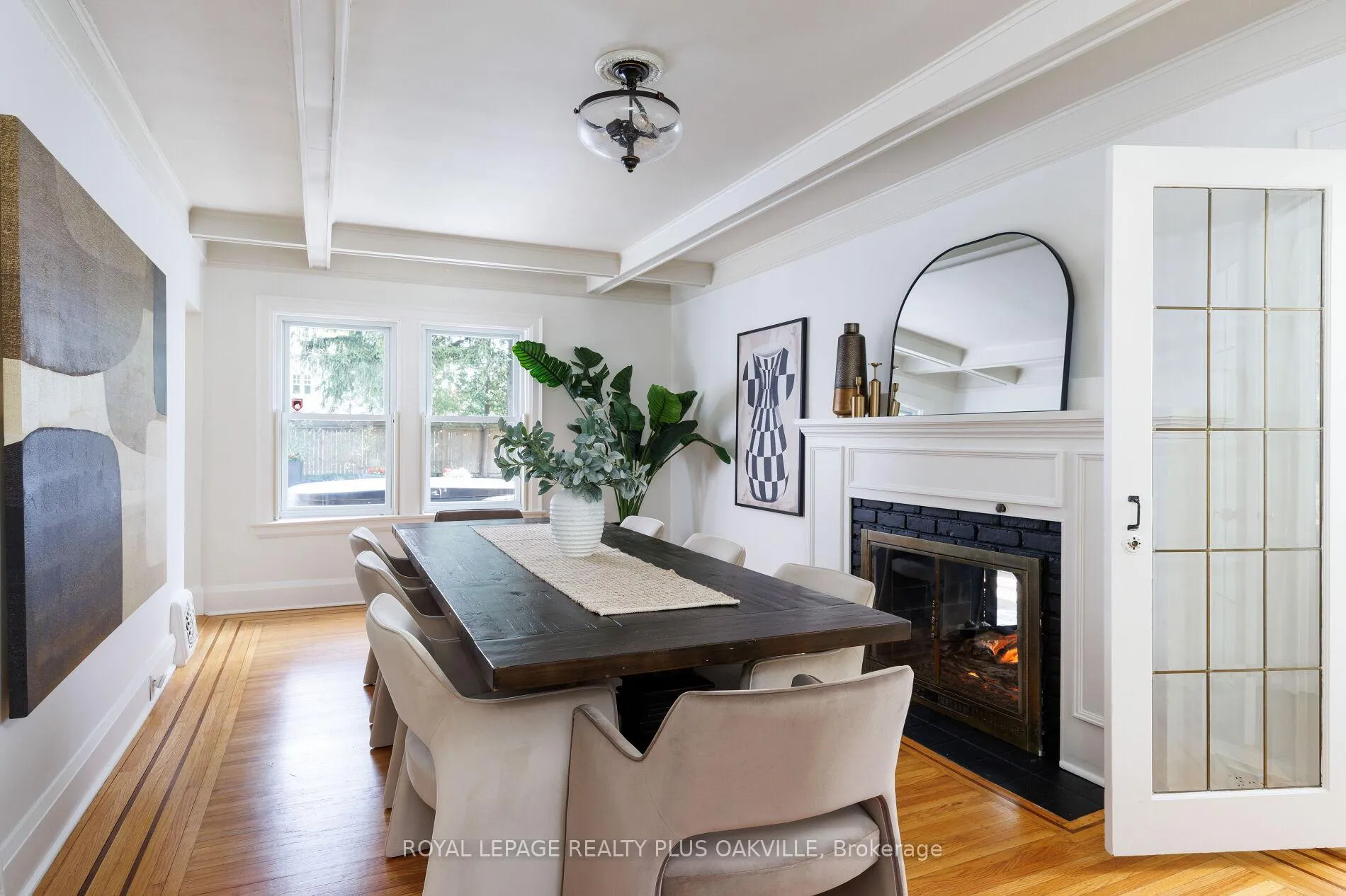 Photo 8 of 373 Rossmore Boulevard, Burlington, Roseland — HOMEH