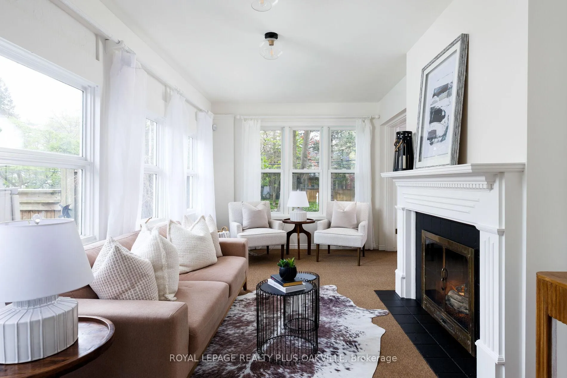 Photo 12 of 373 Rossmore Boulevard, Burlington, Roseland — HOMEH