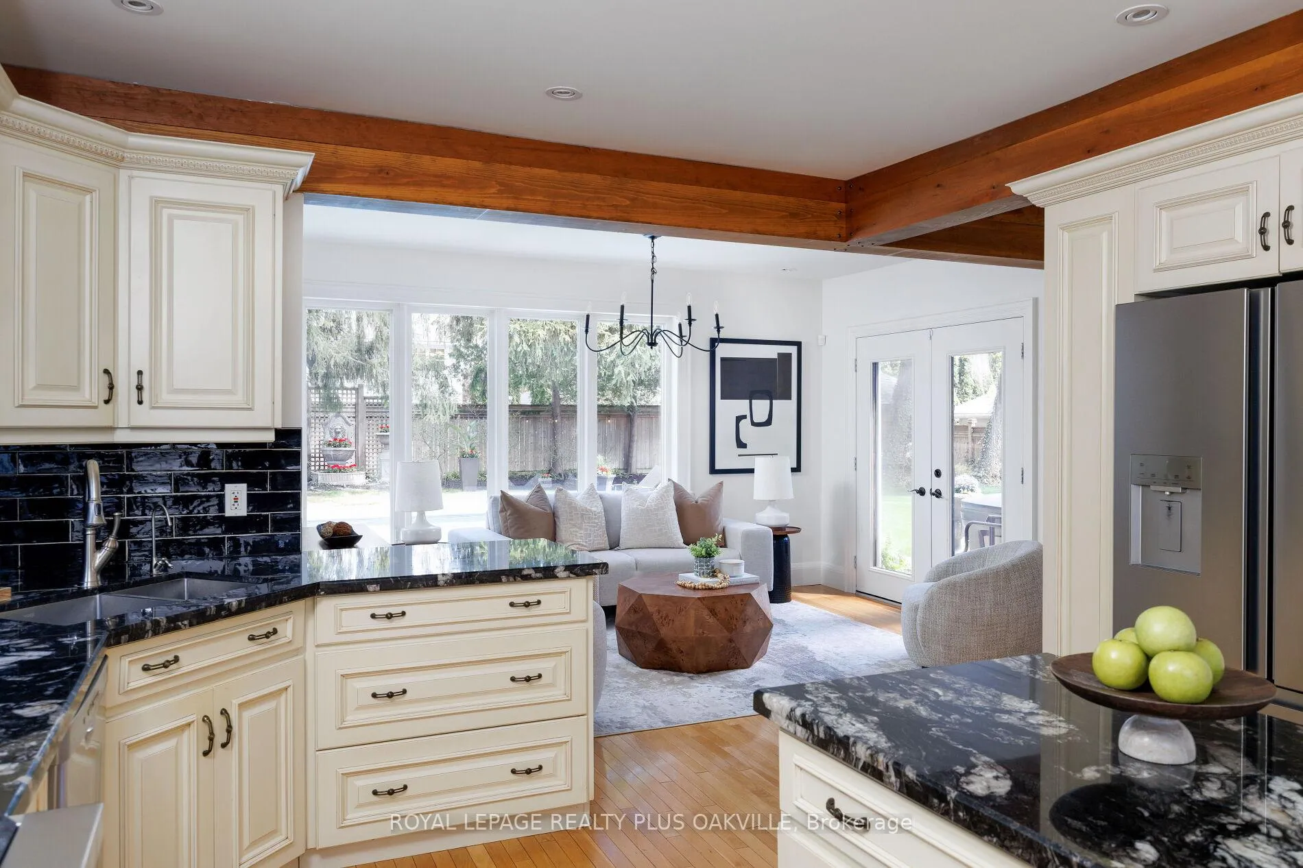 Photo 18 of 373 Rossmore Boulevard, Burlington, Roseland — HOMEH