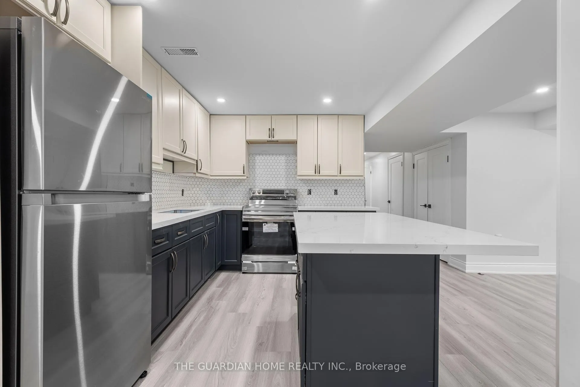 Photo 6 of 44 Williamson Drive W, Ajax, Northwest Ajax — HOMEH