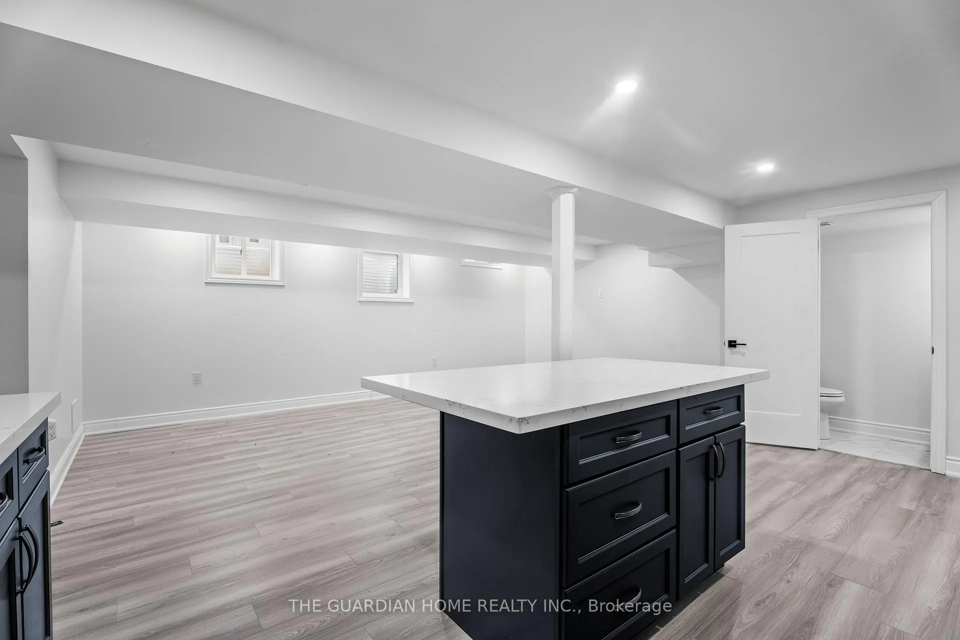 Photo 8 of 44 Williamson Drive W, Ajax, Northwest Ajax — HOMEH