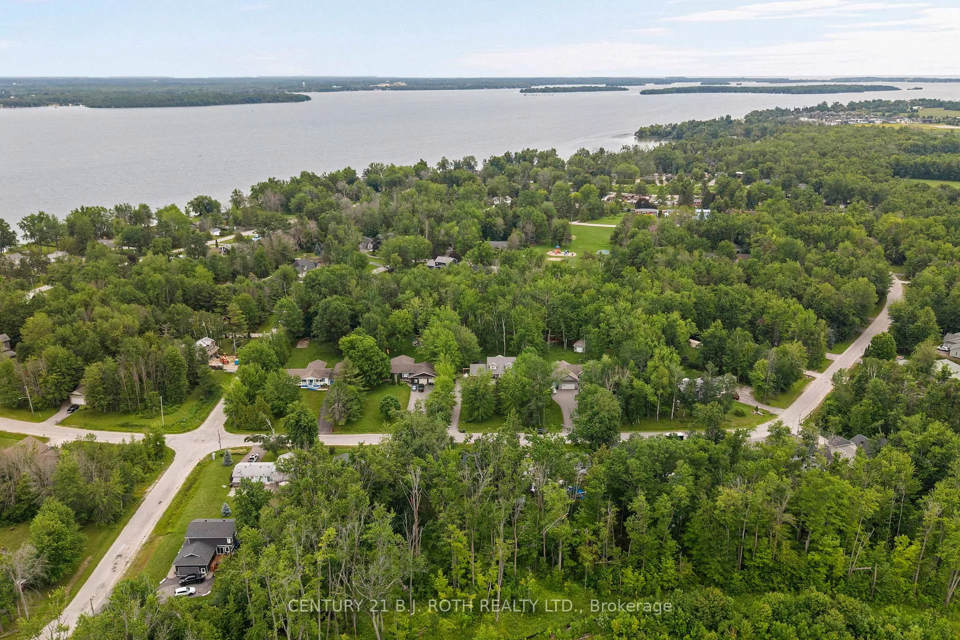 Photo 33 of 3542 Shadow Creek Road, Severn, West Shore — HOMEH
