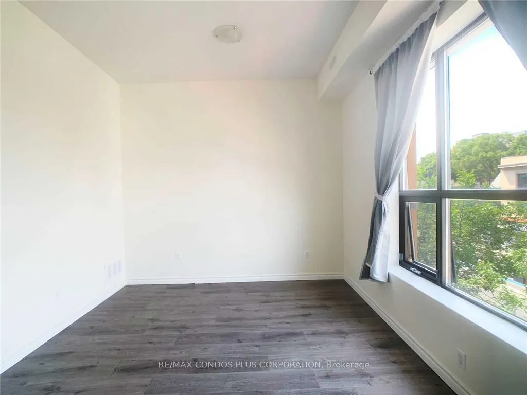 Photo 4 of Unit 2A, 721 Danforth Avenue, Toronto, Danforth — HOMEH
