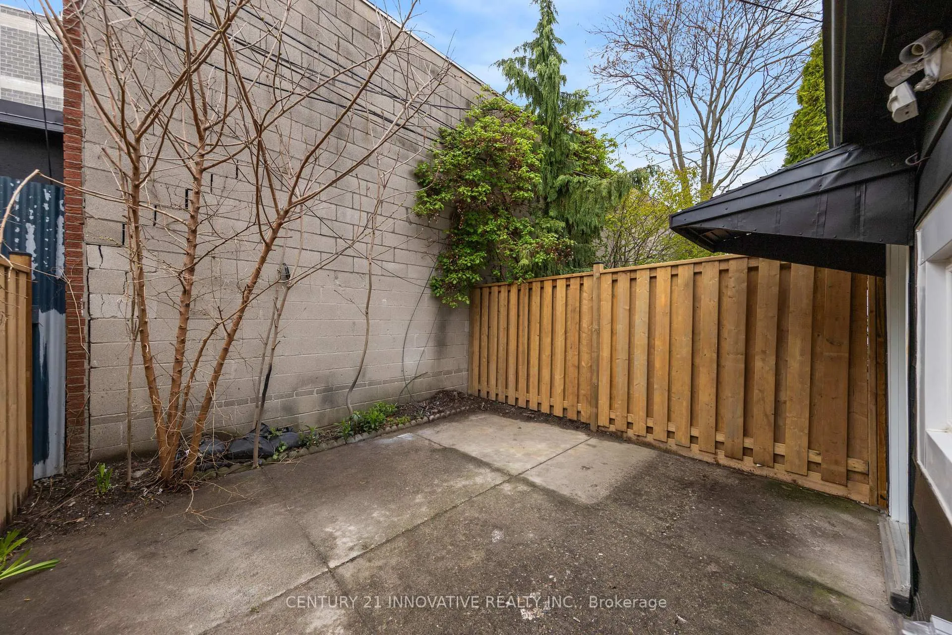 Photo 38 of 280 Brock Avenue, Toronto, Dufferin Grove — HOMEH