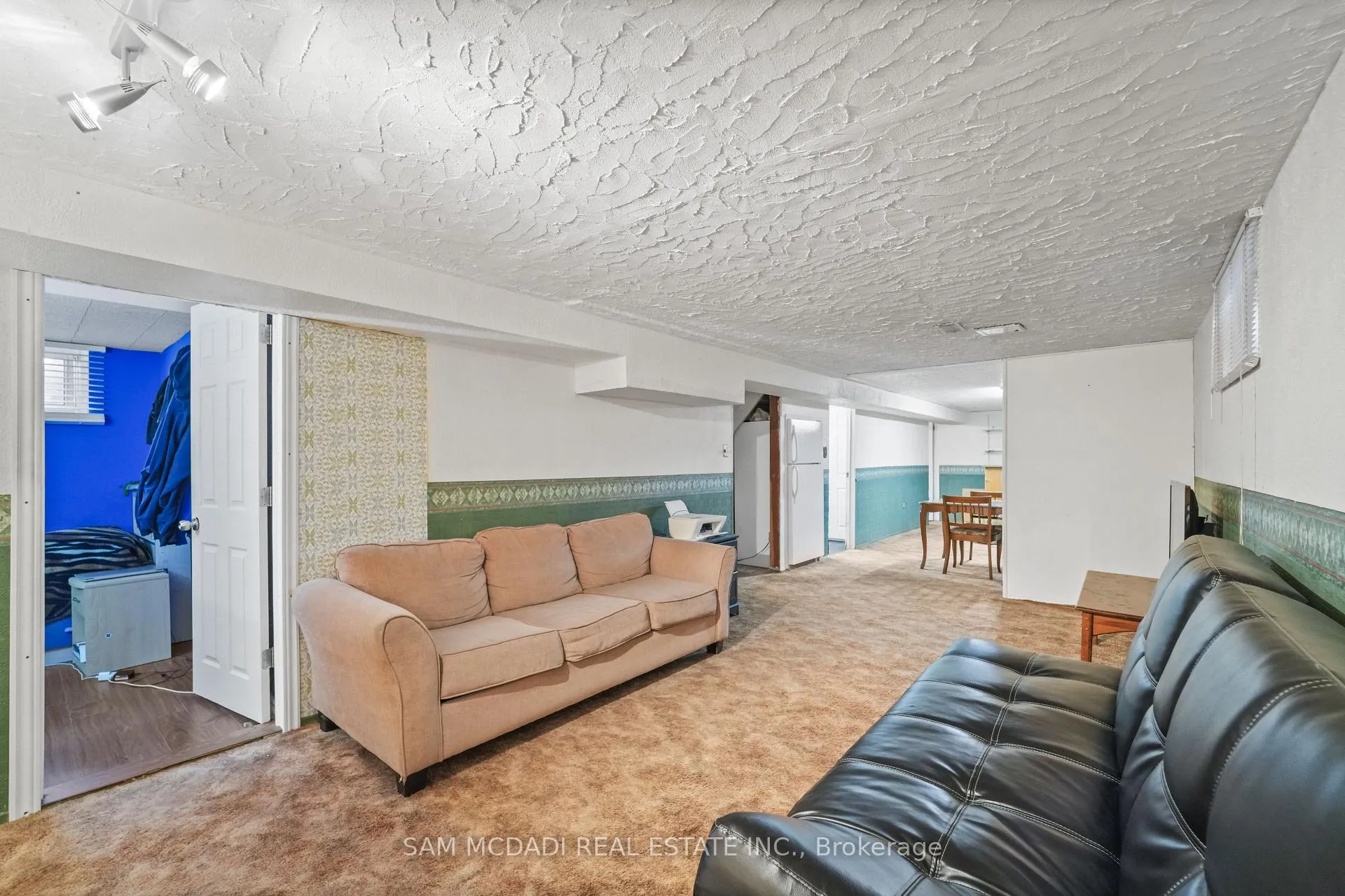 Photo 23 of 79 Locheed Drive, Hamilton, Lisgar — HOMEH