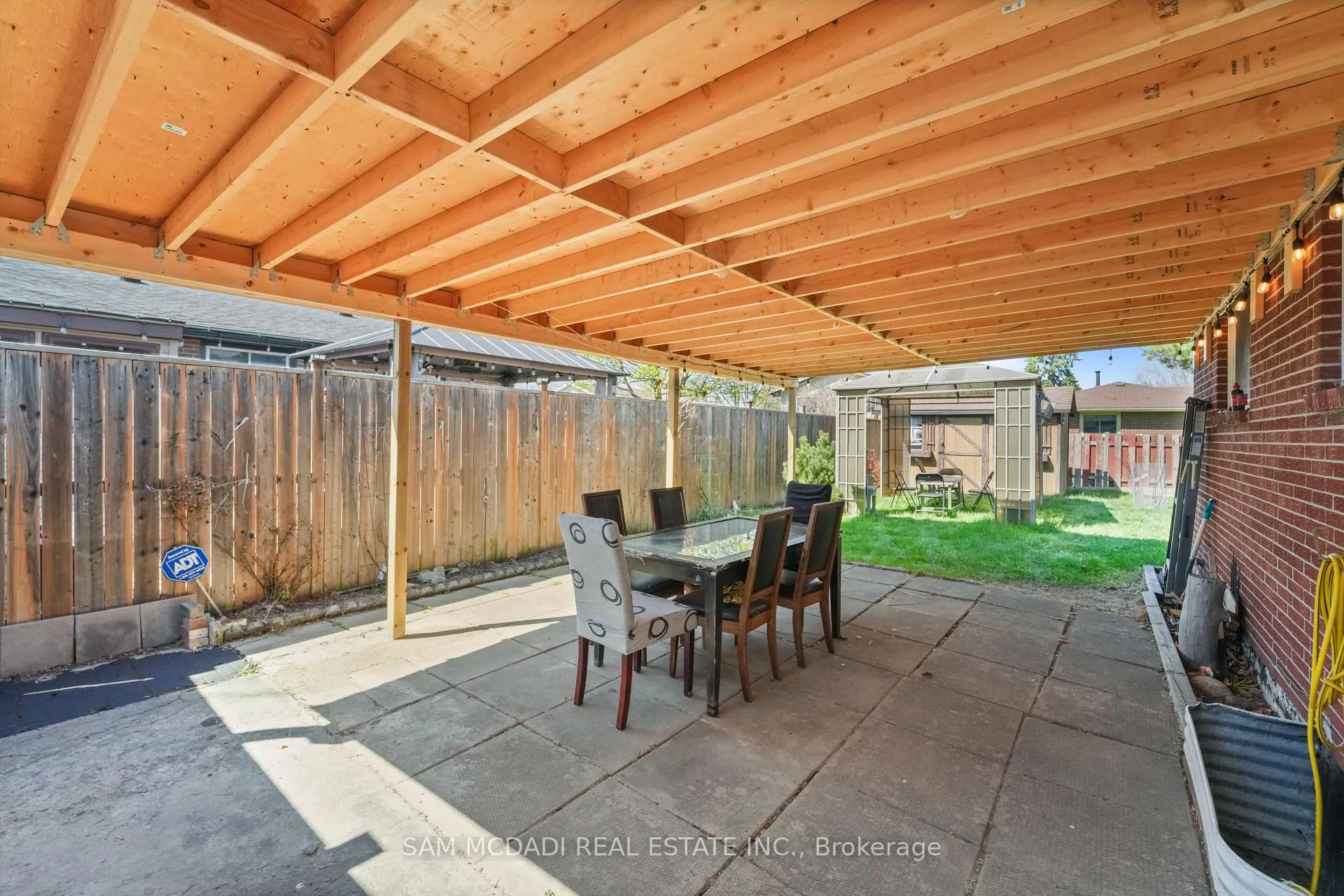 Photo 33 of 79 Locheed Drive, Hamilton, Lisgar — HOMEH