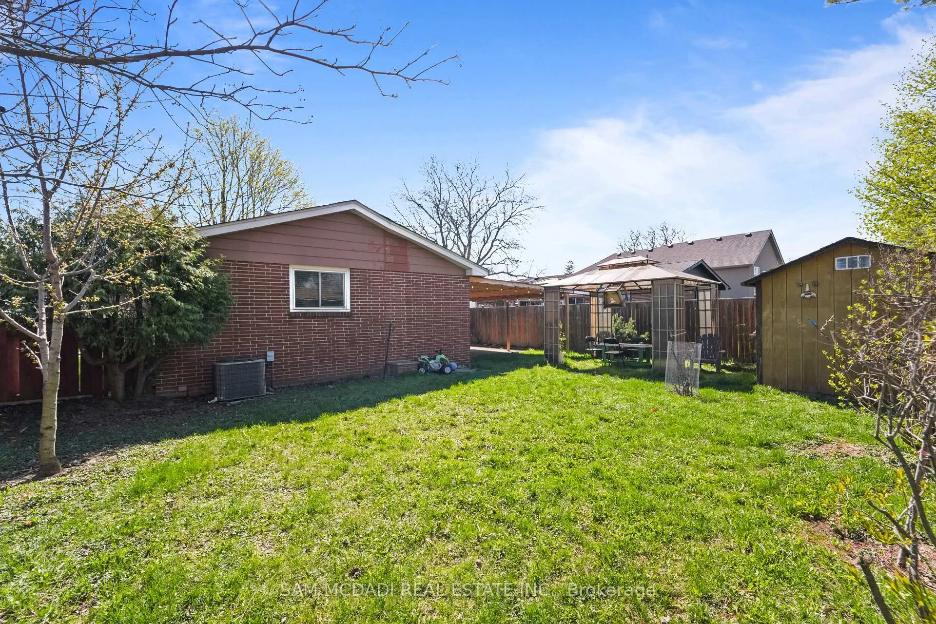 Photo 38 of 79 Locheed Drive, Hamilton, Lisgar — HOMEH