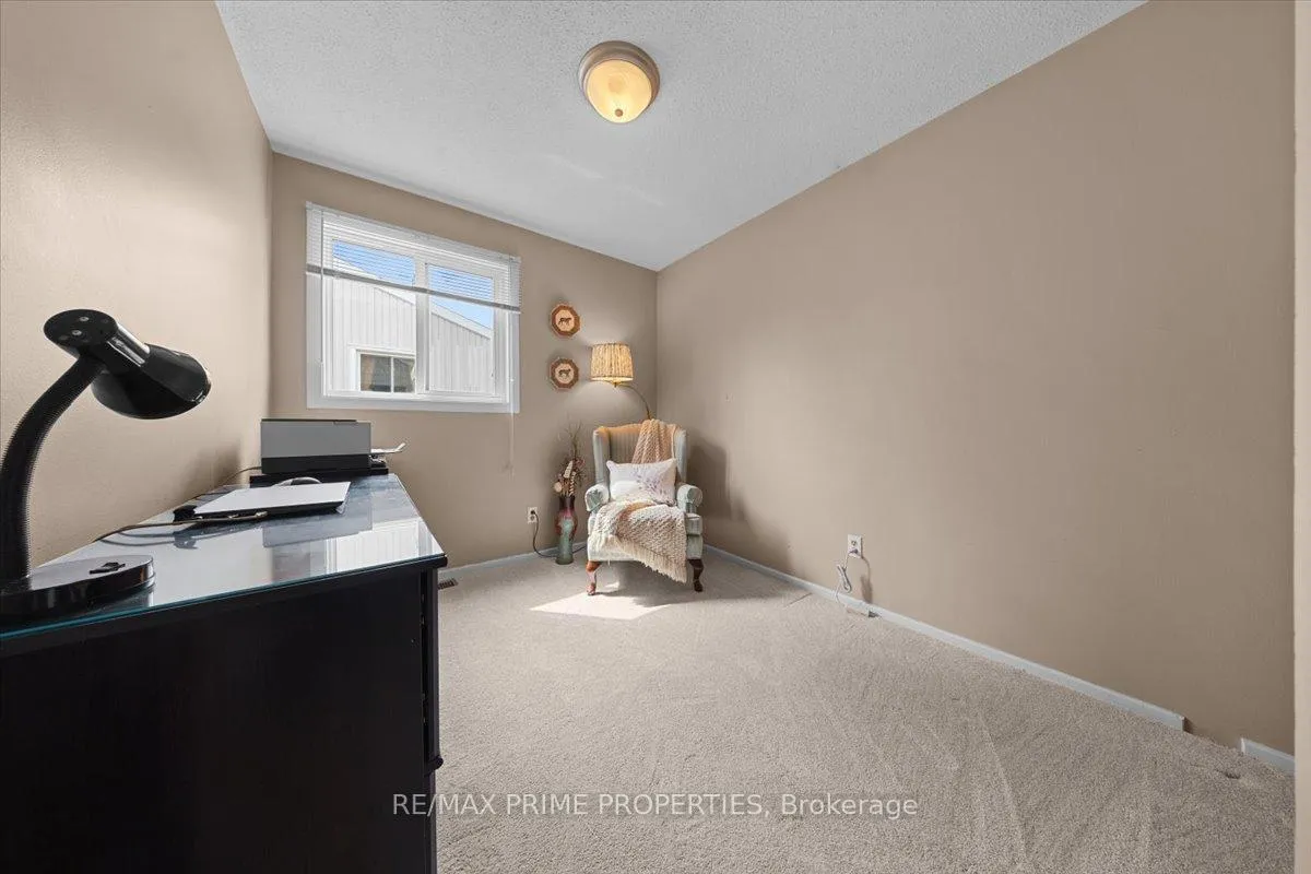 Photo 25 of 1085 Chateau Crescent, Ottawa, Orleans Wood — HOMEH