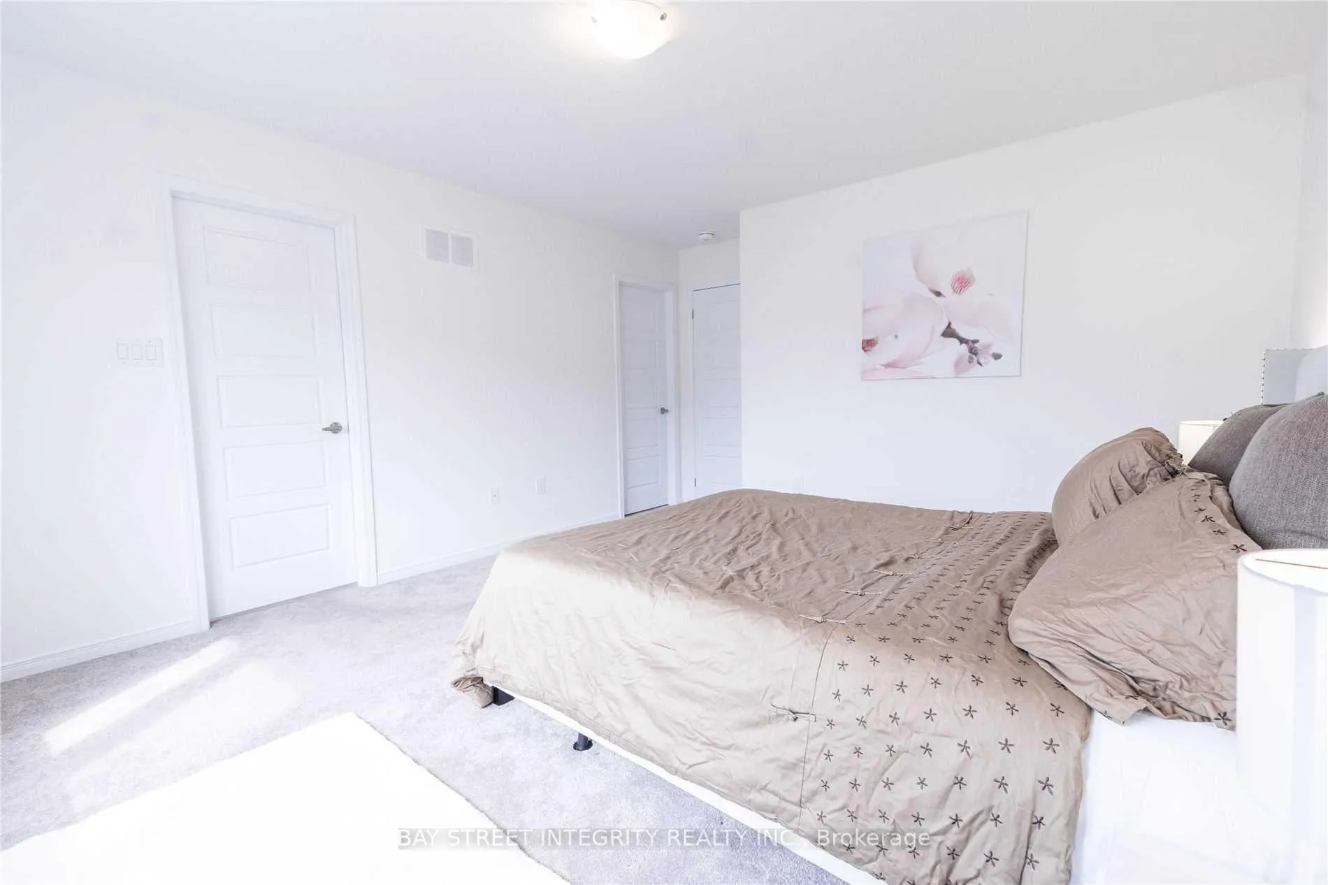 Photo 12 of 7707 Shagbark Avenue, Niagara Falls, Brown — HOMEH