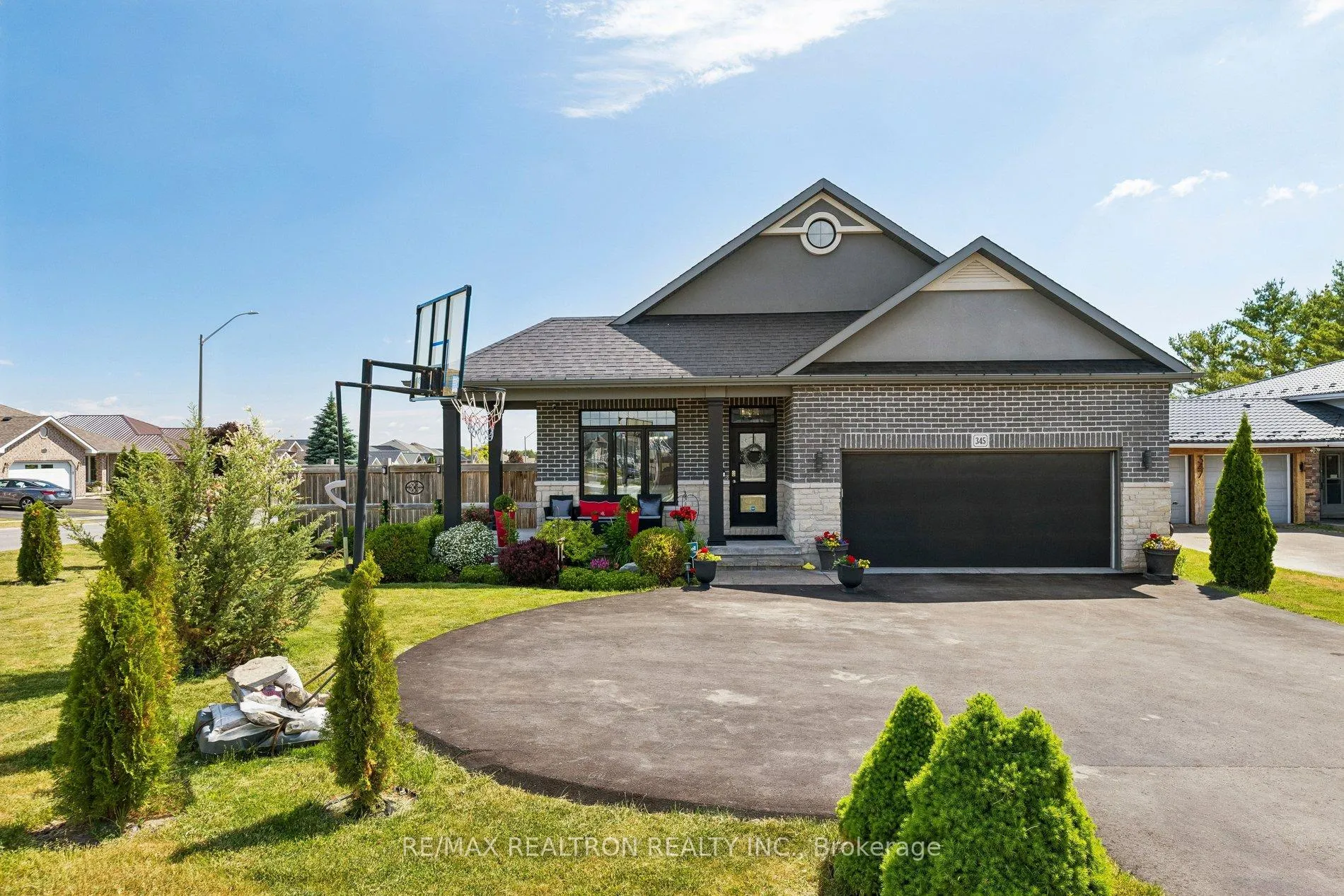 Photo 1 of 345 Farnham Road, Belleville, Thurlow Ward — HOMEH