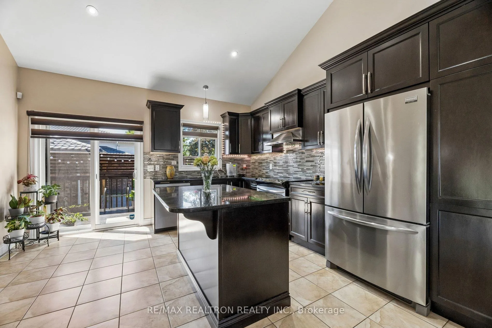 Photo 11 of 345 Farnham Road, Belleville, Thurlow Ward — HOMEH