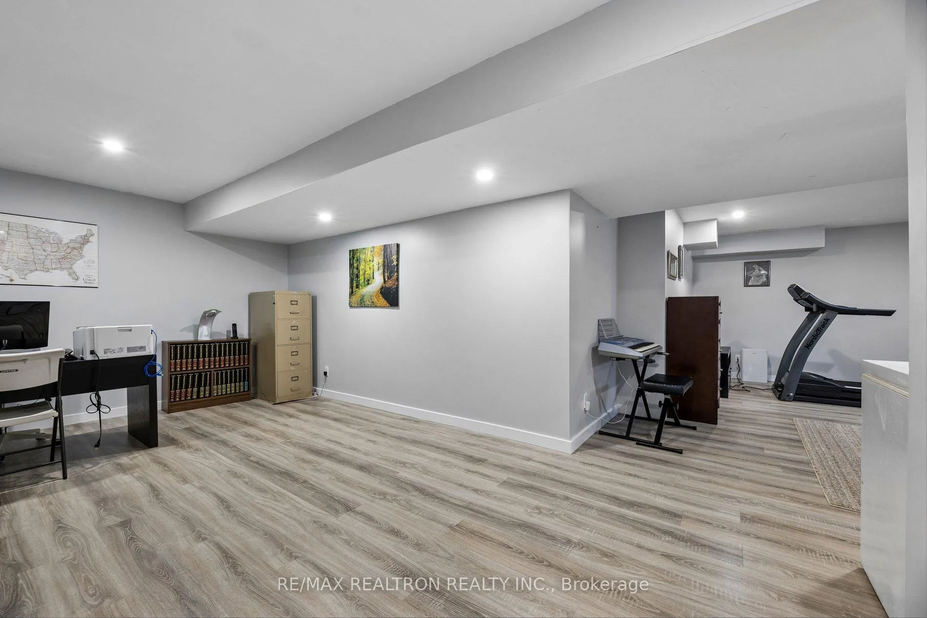 Photo 32 of 345 Farnham Road, Belleville, Thurlow Ward — HOMEH