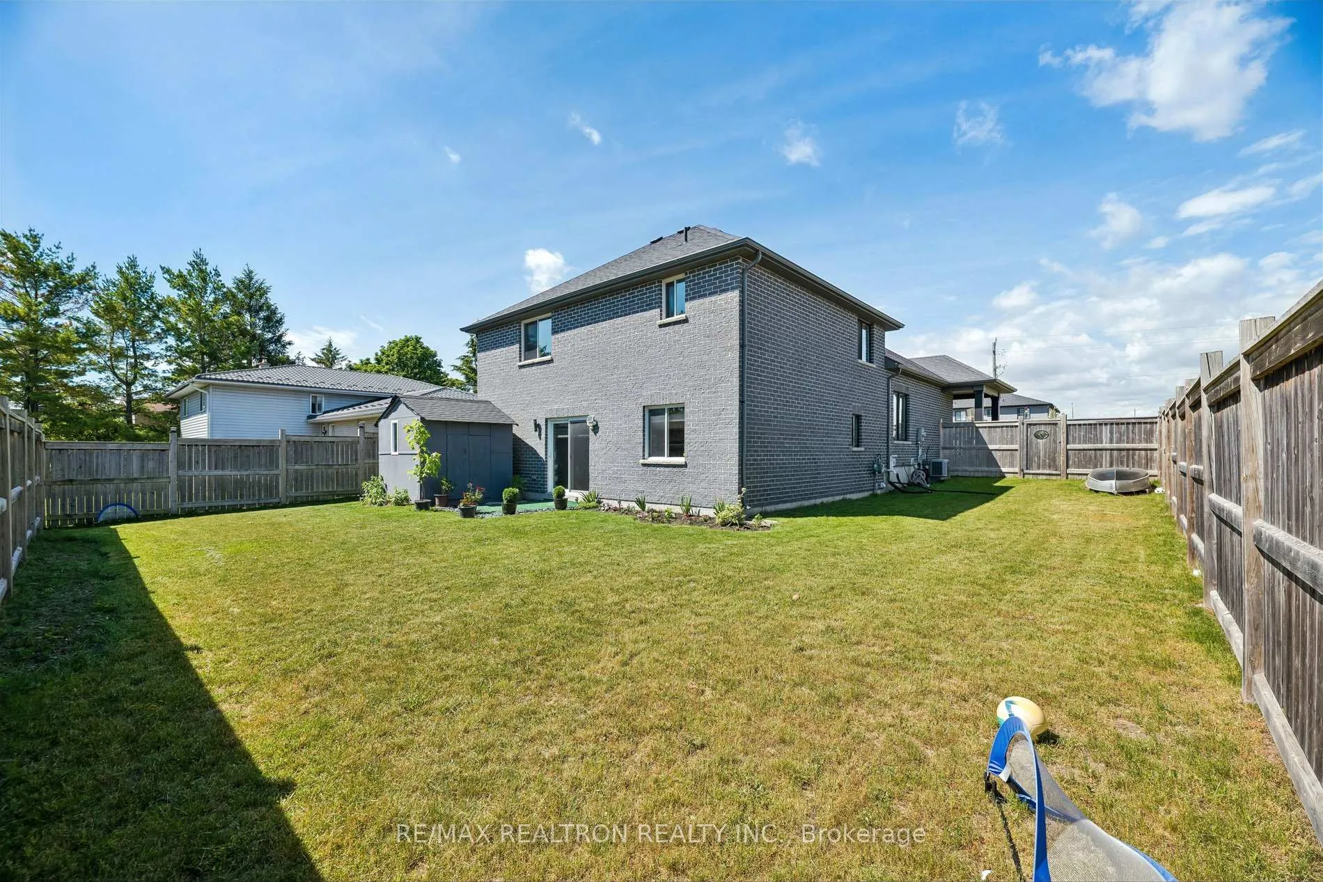 Photo 37 of 345 Farnham Road, Belleville, Thurlow Ward — HOMEH