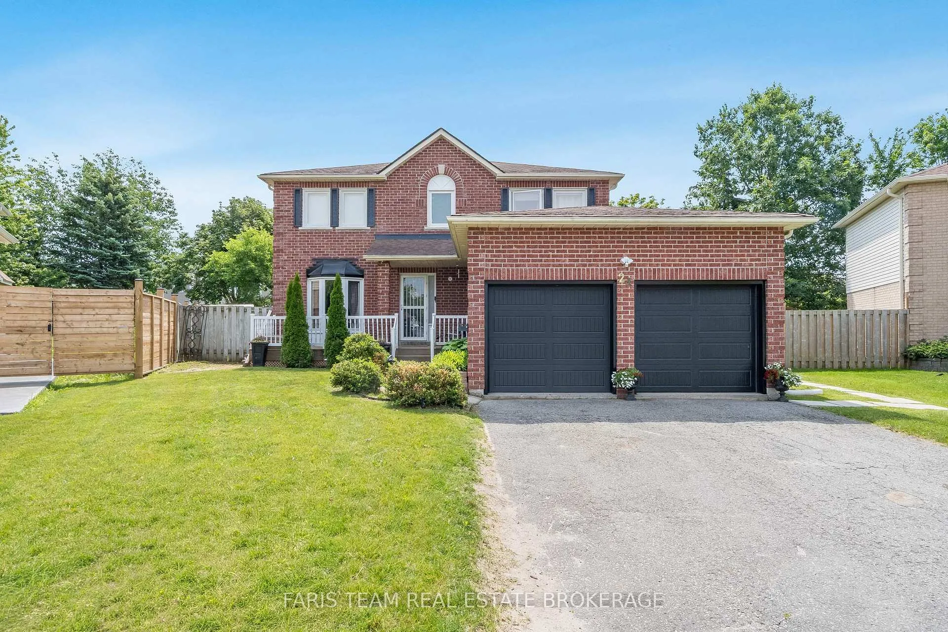 Photo 2 of 24 Shortreed Court, Barrie, West Bayfield — HOMEH