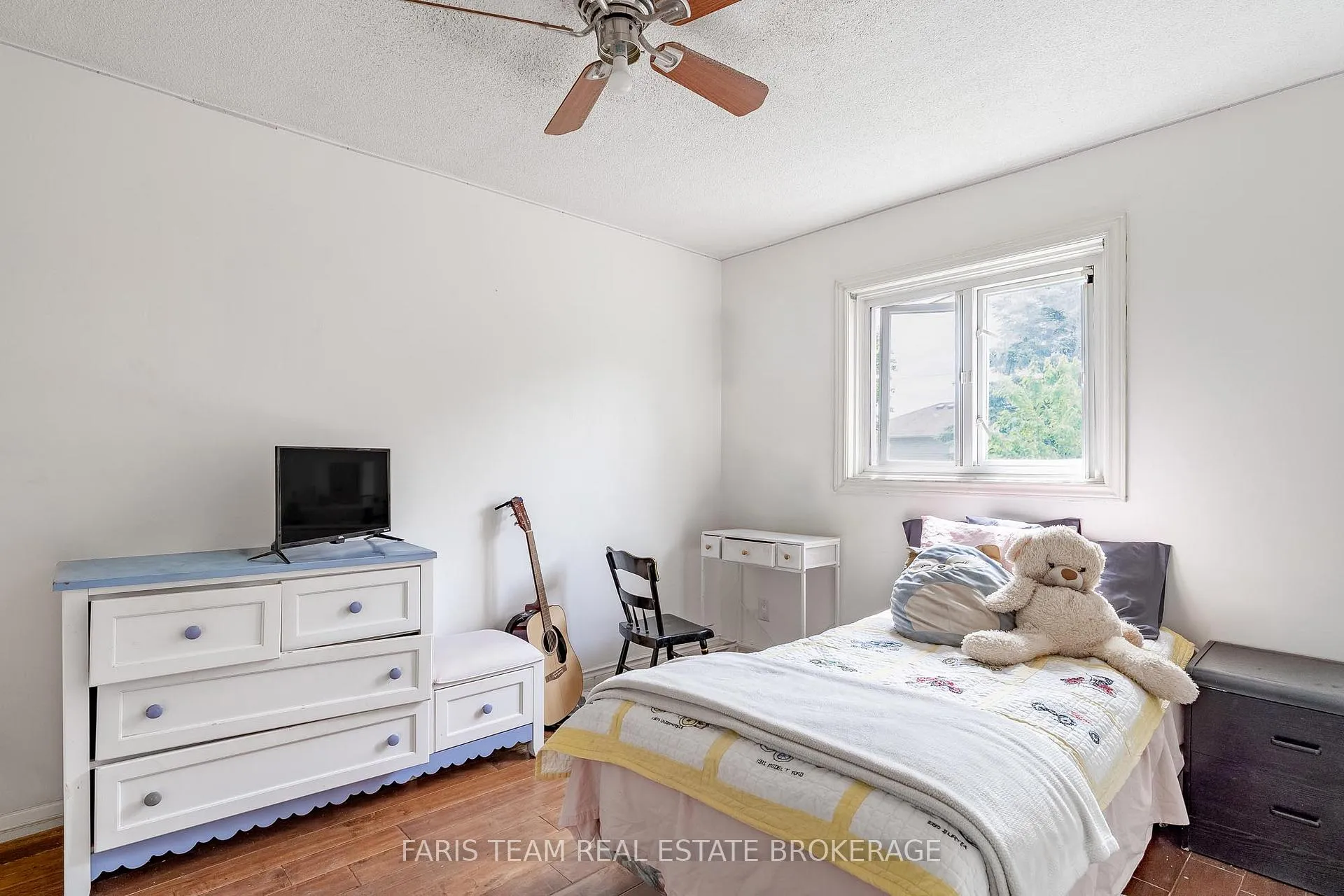 Photo 17 of 24 Shortreed Court, Barrie, West Bayfield — HOMEH
