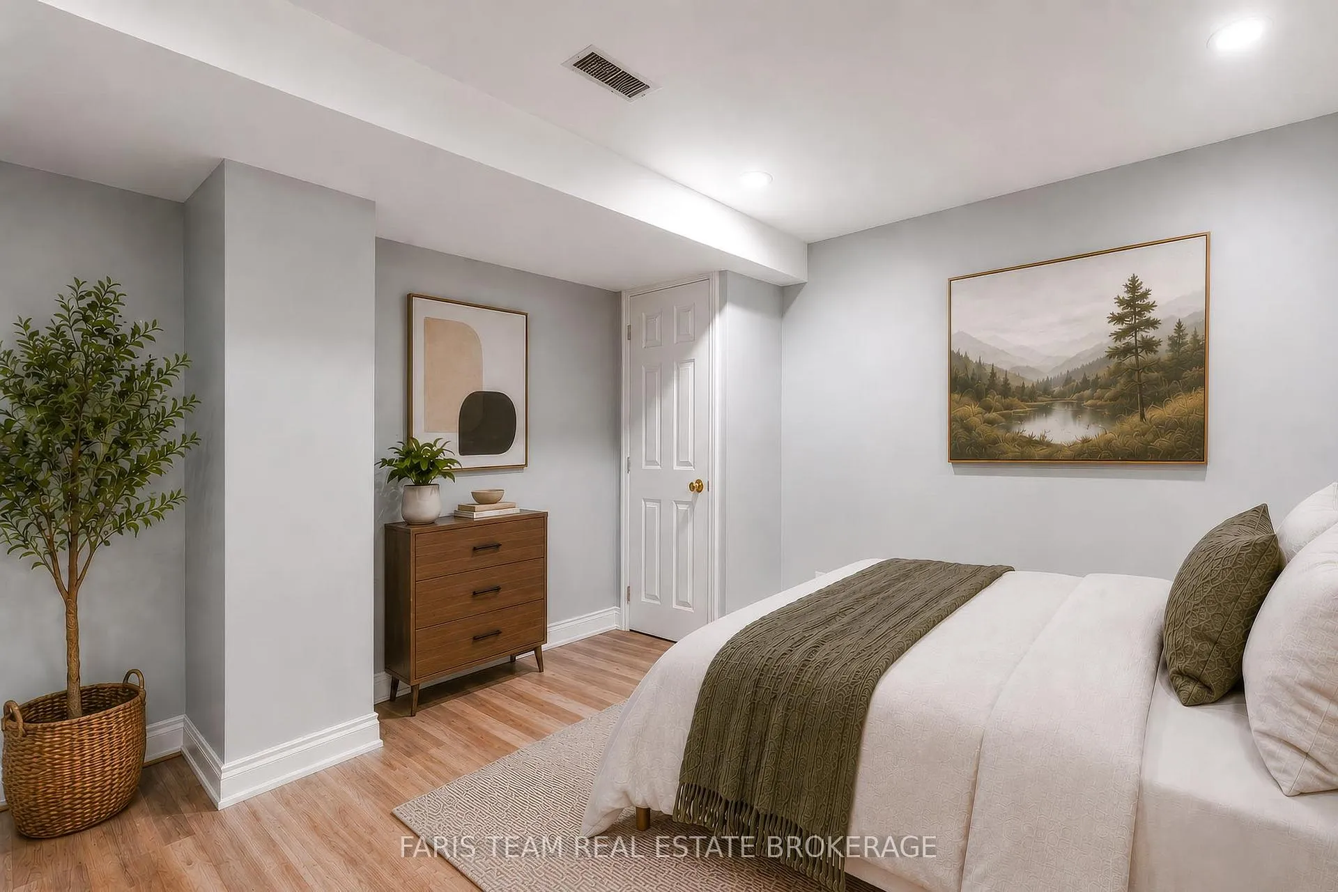 Photo 26 of 24 Shortreed Court, Barrie, West Bayfield — HOMEH