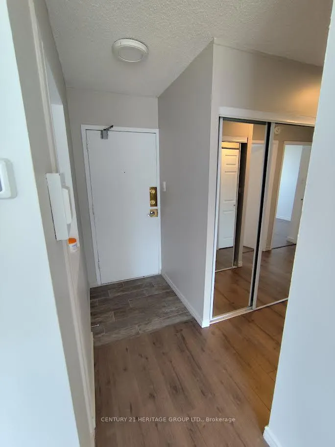Photo 2 of Unit 612, 100 Lotherton Pathway, North York, Yorkdale-Glen Park — HOMEH