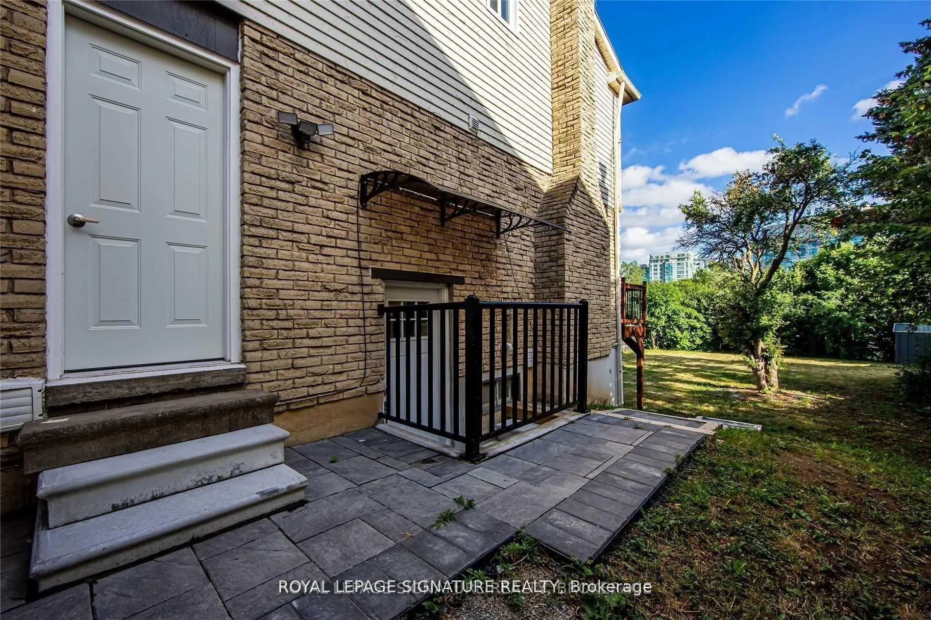 Photo 1 of 91 Tamarack Drive, Markham, Aileen-Willowbrook — HOMEH