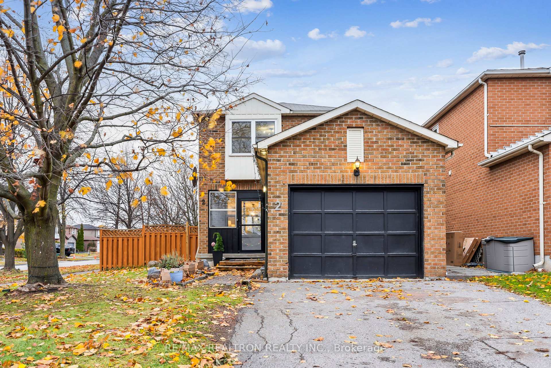 Photo 1 of 2 Brockman Crescent, Ajax, Central West — HOMEH