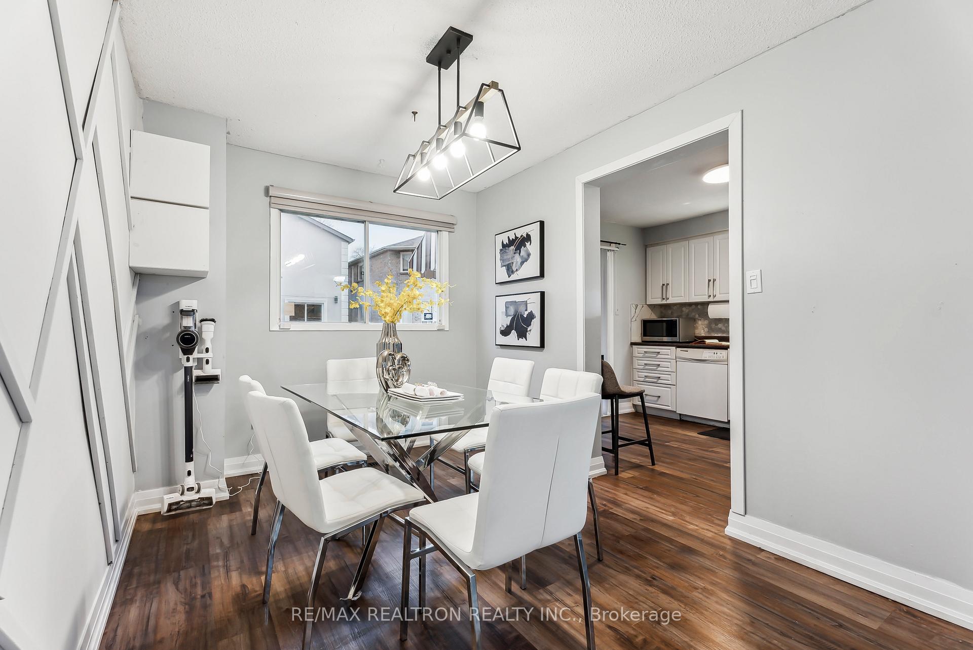 Photo 8 of 2 Brockman Crescent, Ajax, Central West — HOMEH