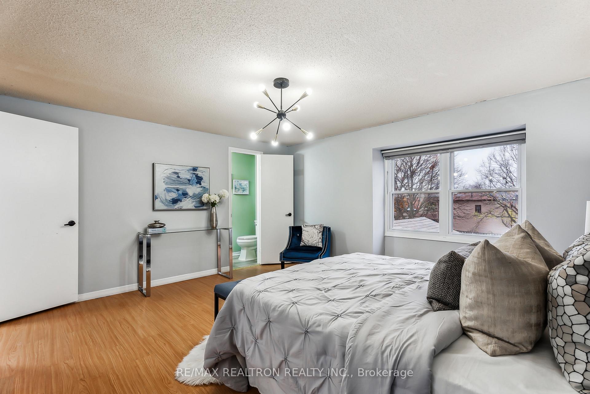 Photo 16 of 2 Brockman Crescent, Ajax, Central West — HOMEH
