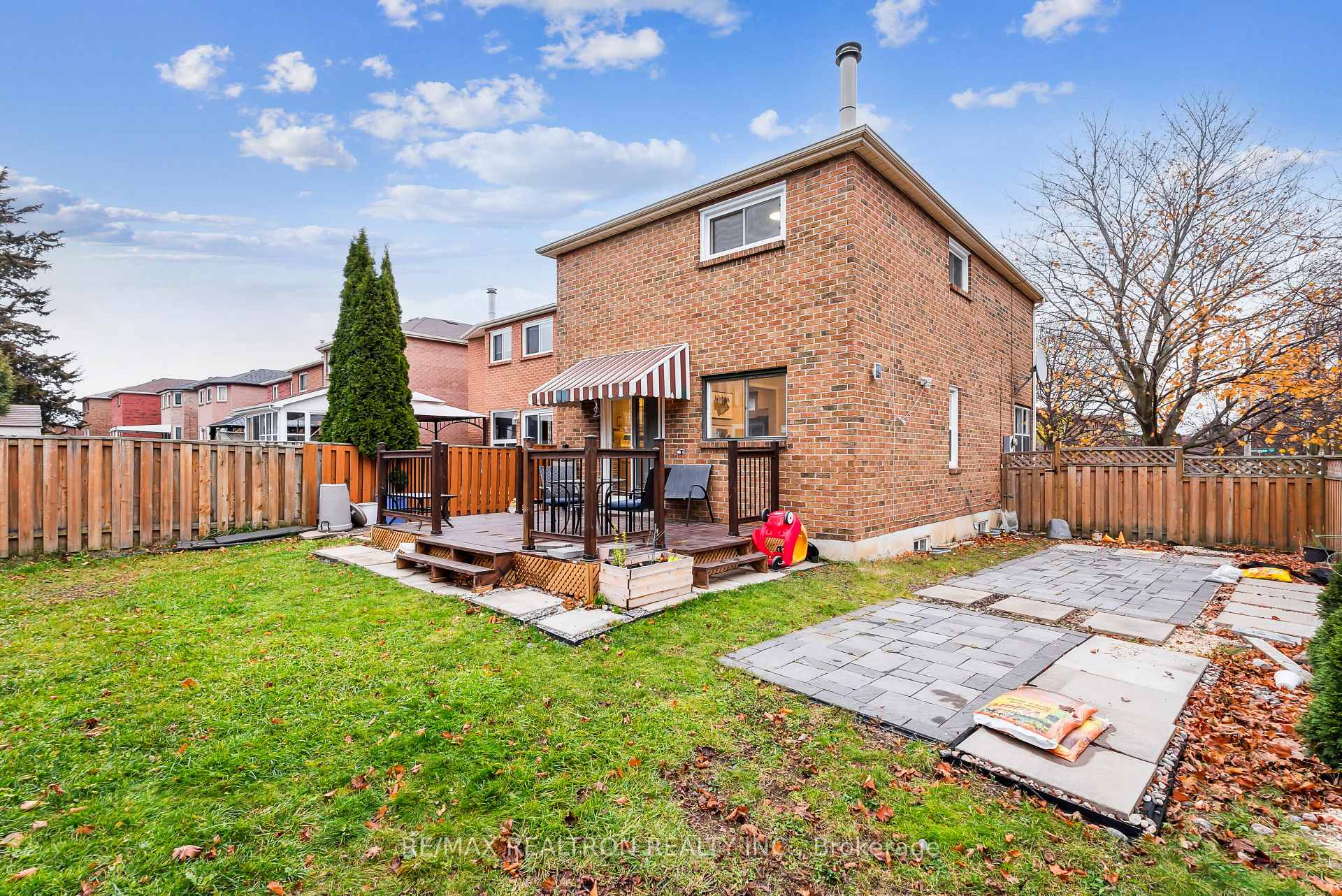 Photo 22 of 2 Brockman Crescent, Ajax, Central West — HOMEH