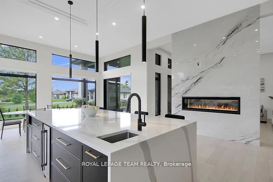 Photo 14 of 6865 Pebble Trail Way, Ottawa, Greely — HOMEH