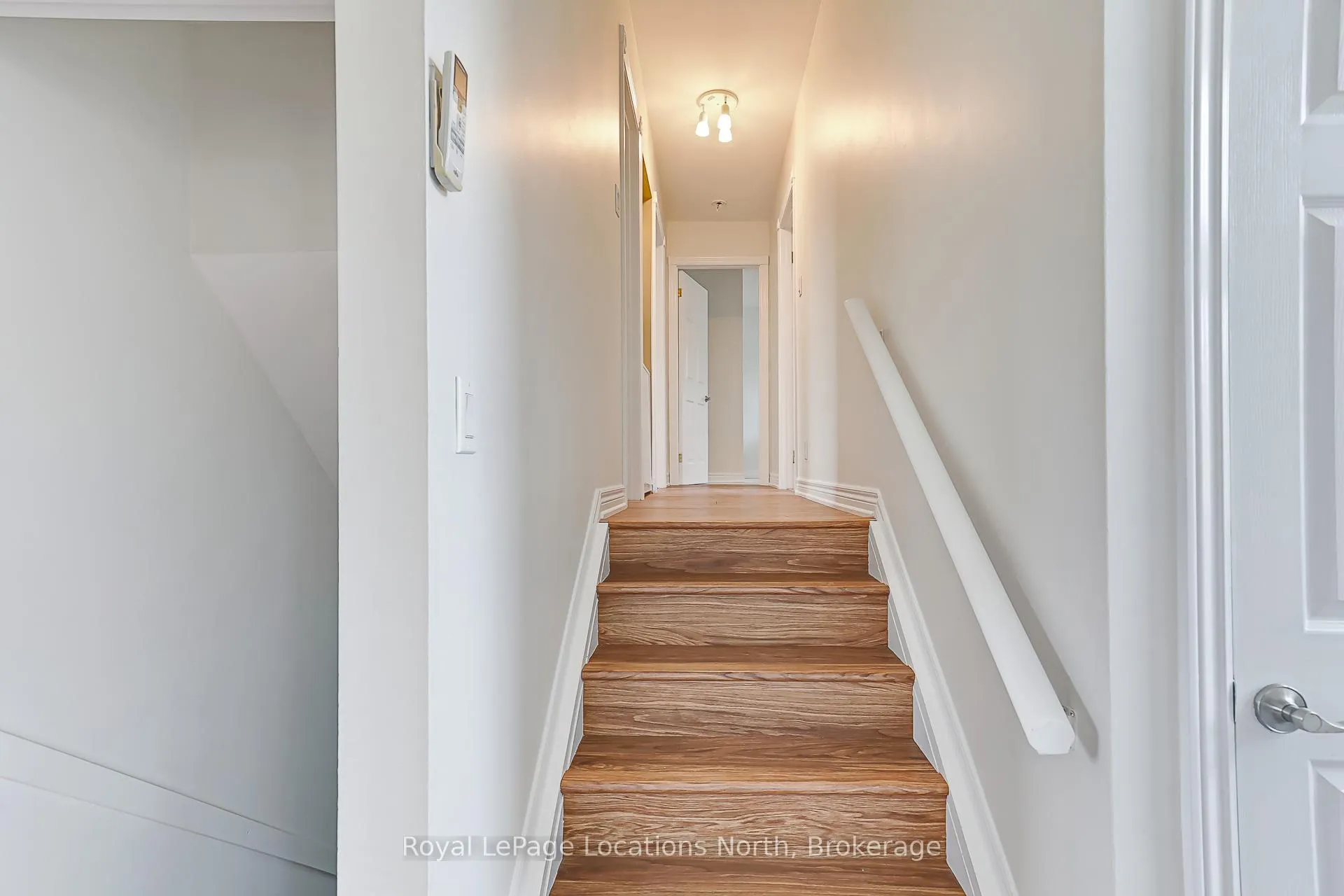 Photo 59 of 594 Oak Street, Collingwood — HOMEH