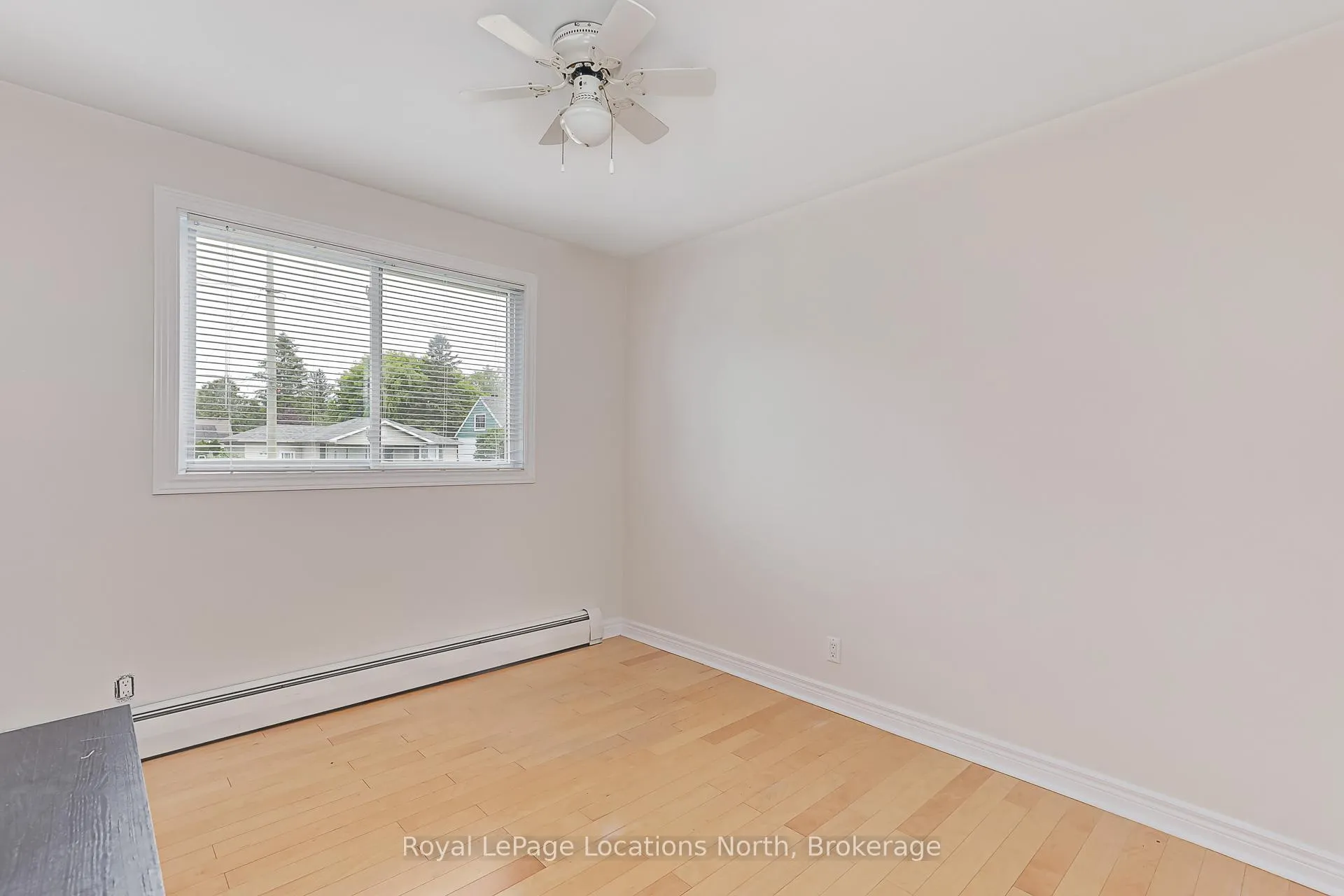 Photo 65 of 594 Oak Street, Collingwood — HOMEH
