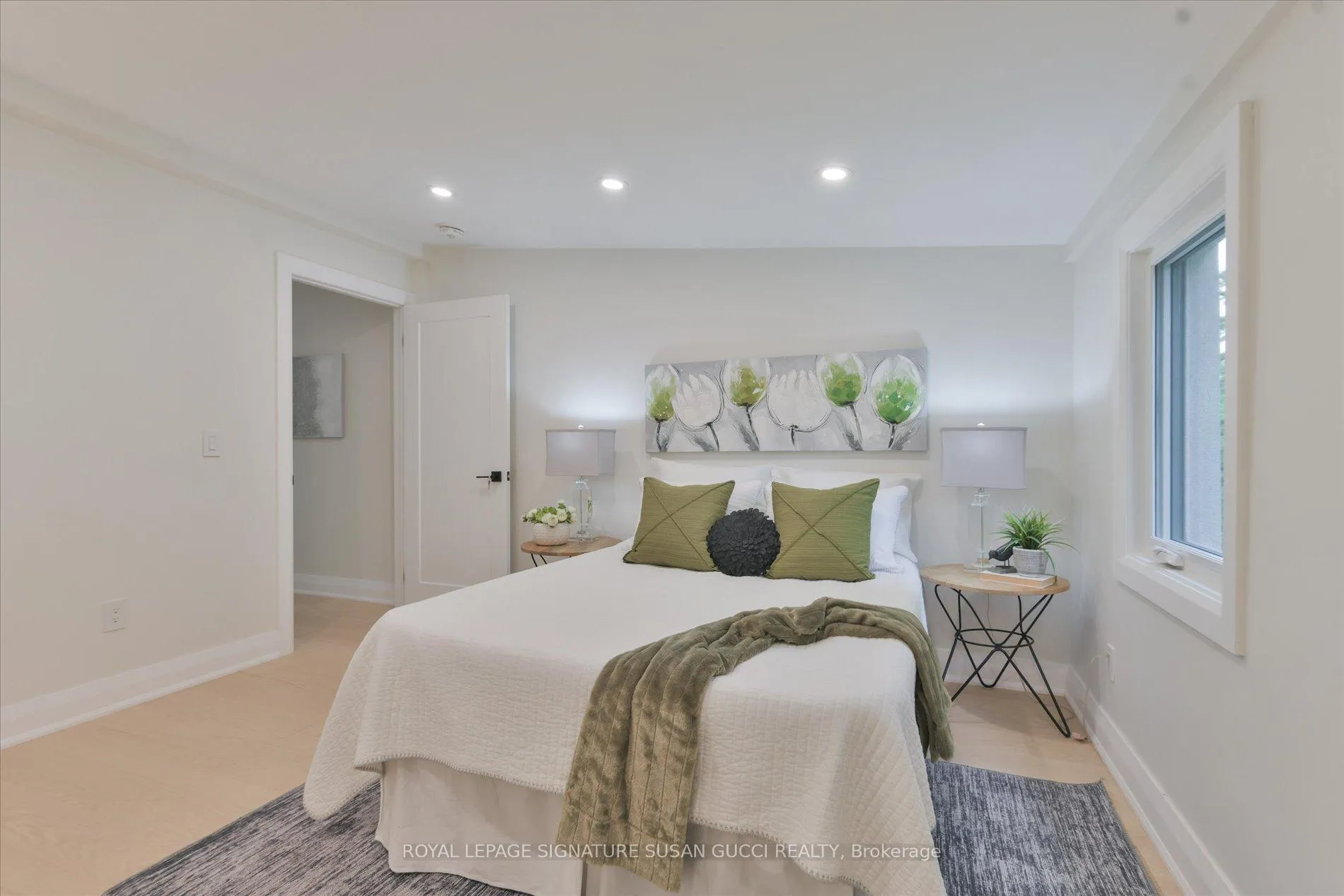 Photo 18 of 99 Chisholm Avenue, Toronto, Woodbine-Lumsden — HOMEH