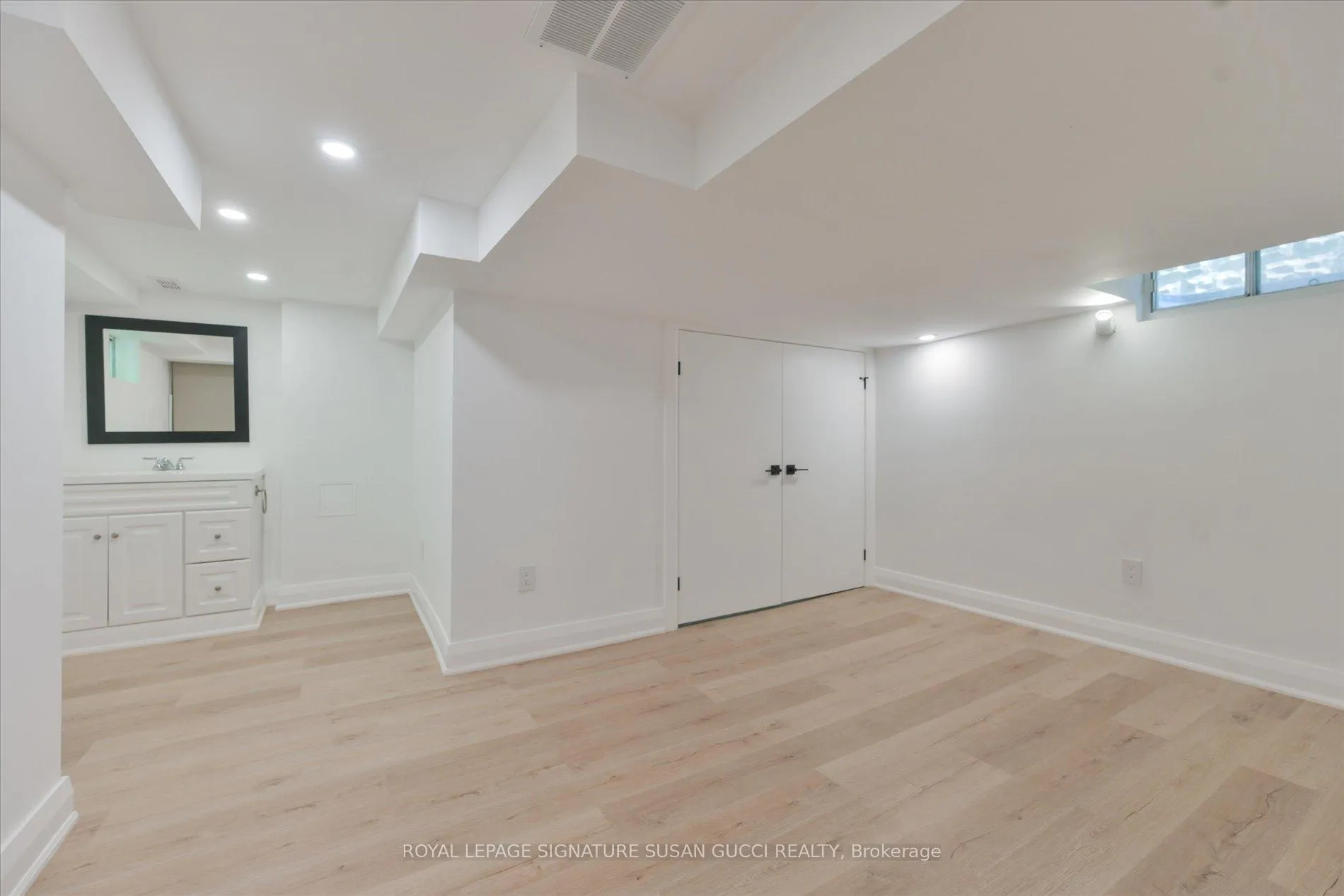Photo 34 of 99 Chisholm Avenue, Toronto, Woodbine-Lumsden — HOMEH