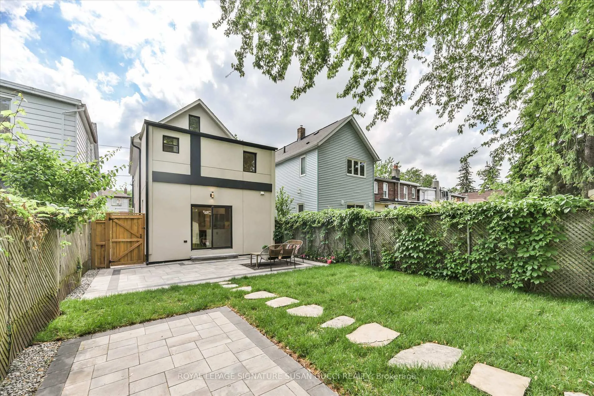 Photo 38 of 99 Chisholm Avenue, Toronto, Woodbine-Lumsden — HOMEH