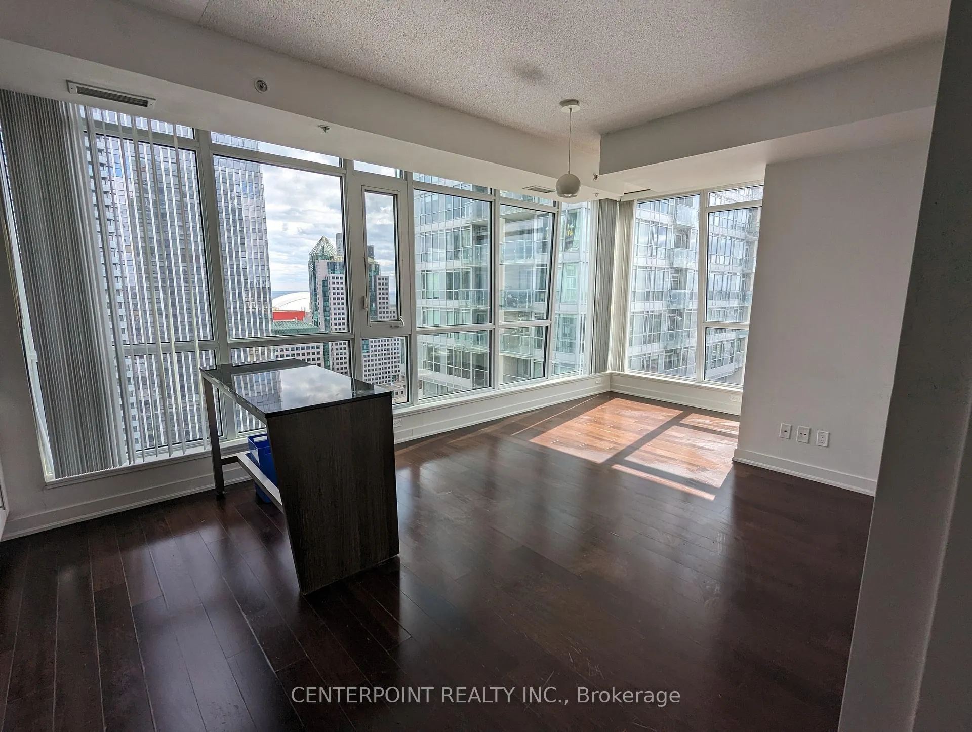 Front of Unit 2905, 199 Richmond Street W