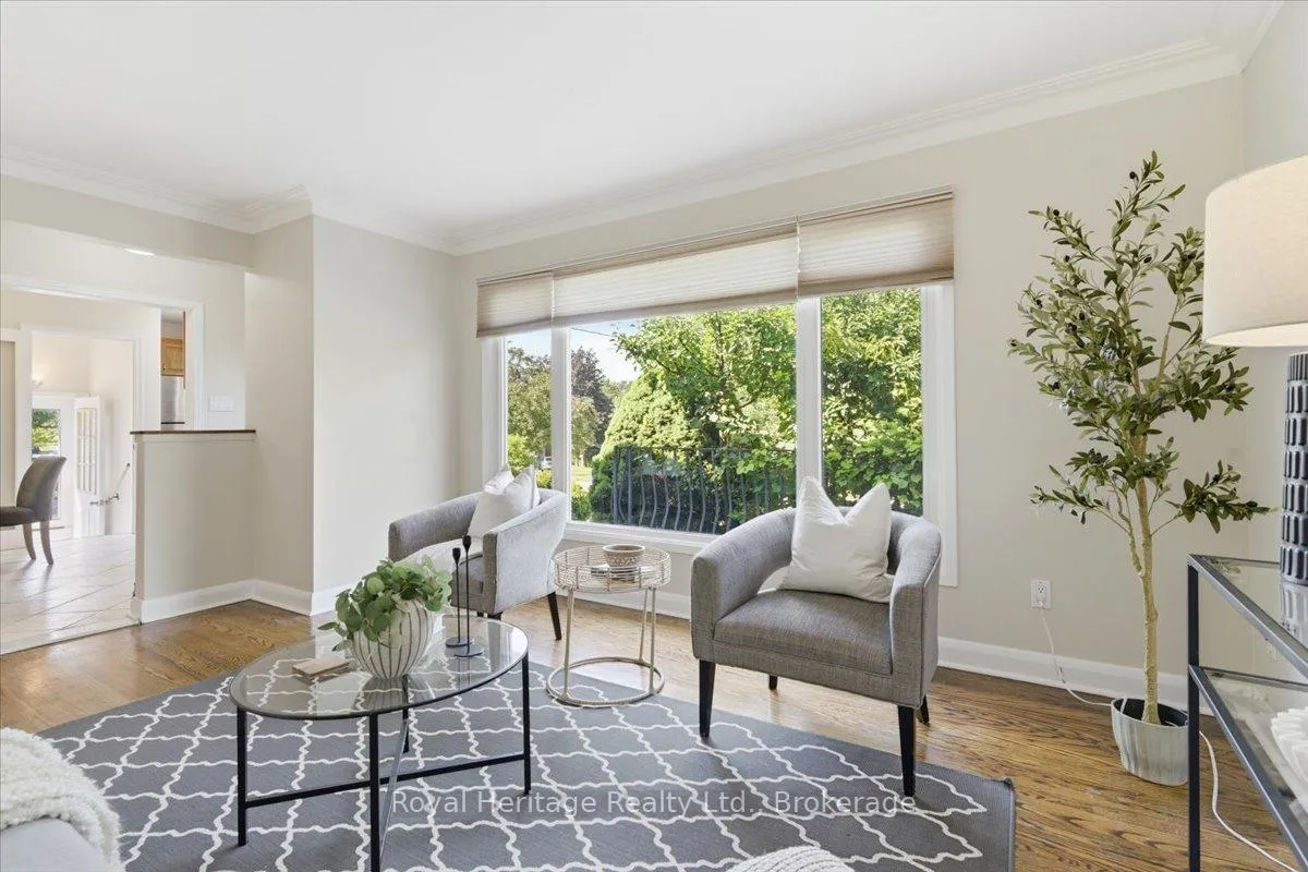 Photo 13 of 413 Elizabeth Street, Oshawa, McLaughlin — HOMEH