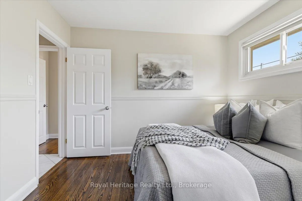 Photo 21 of 413 Elizabeth Street, Oshawa, McLaughlin — HOMEH