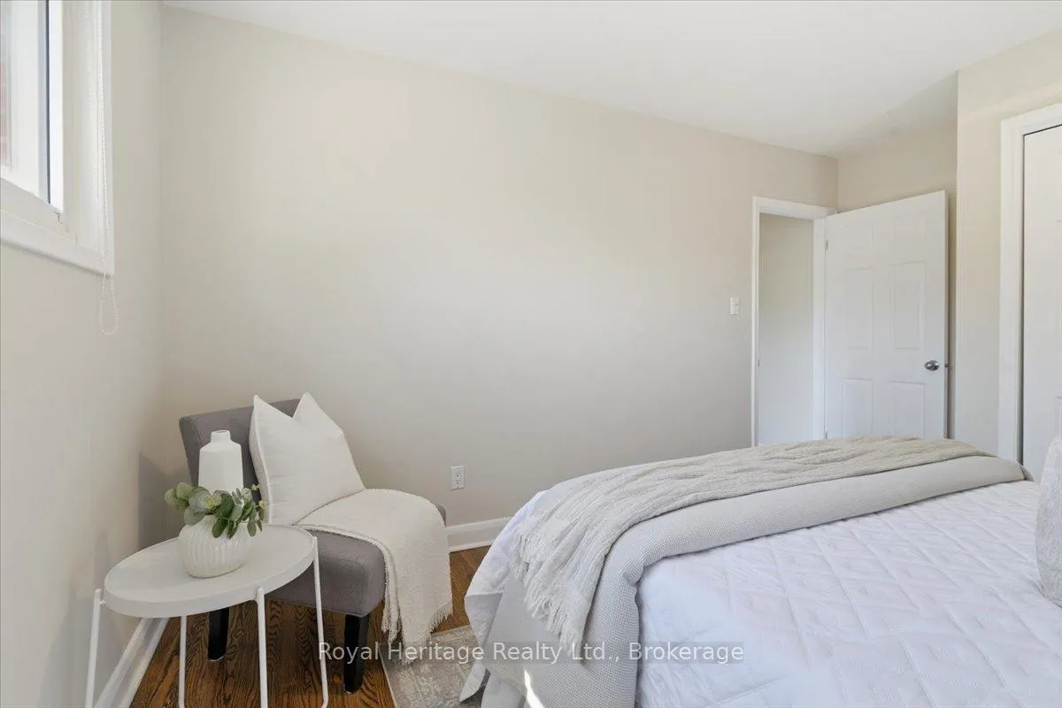 Photo 23 of 413 Elizabeth Street, Oshawa, McLaughlin — HOMEH