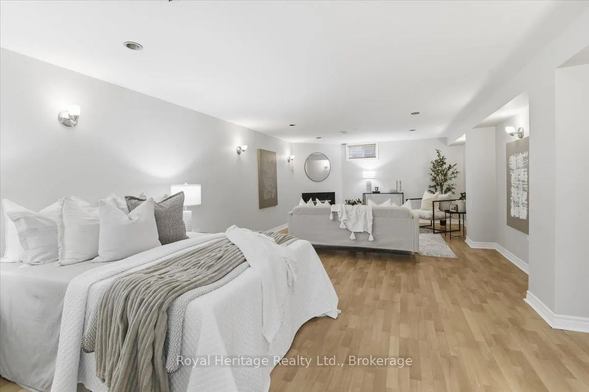 Photo 26 of 413 Elizabeth Street, Oshawa, McLaughlin — HOMEH