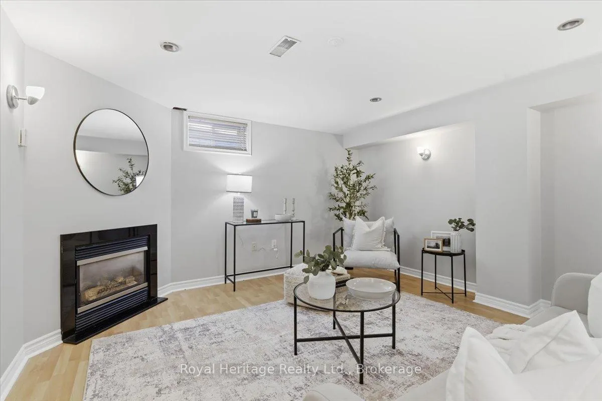 Photo 29 of 413 Elizabeth Street, Oshawa, McLaughlin — HOMEH