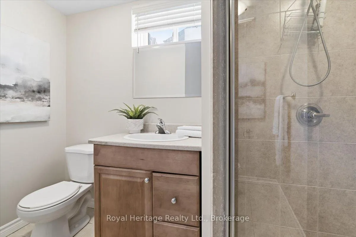 Photo 30 of 413 Elizabeth Street, Oshawa, McLaughlin — HOMEH