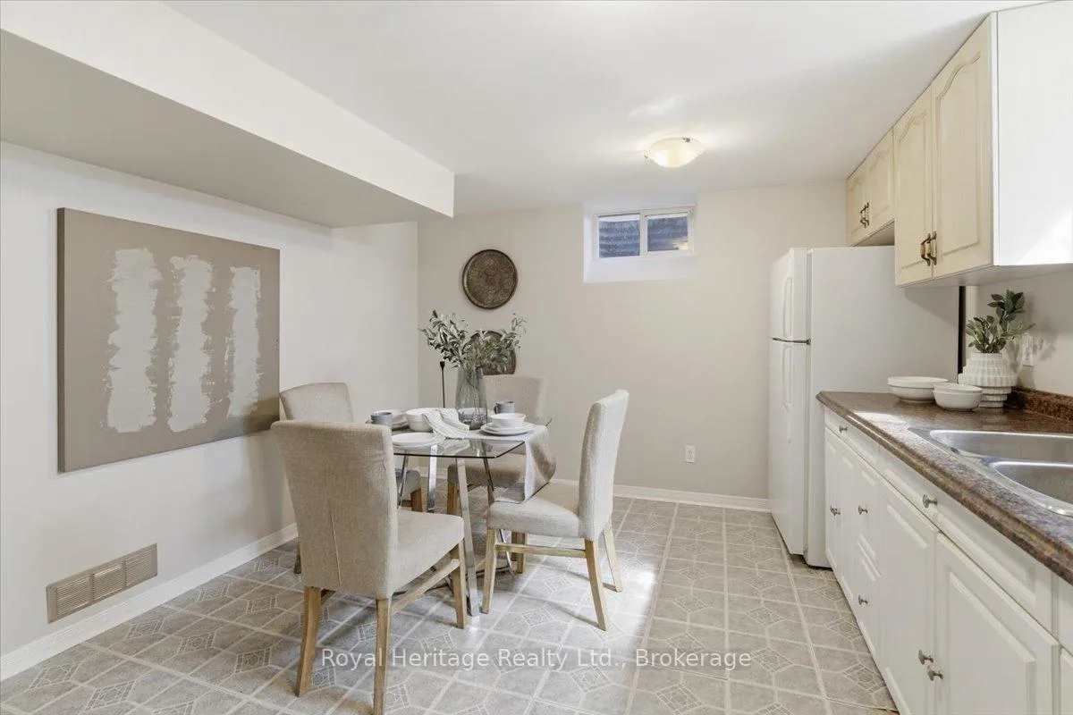 Photo 33 of 413 Elizabeth Street, Oshawa, McLaughlin — HOMEH
