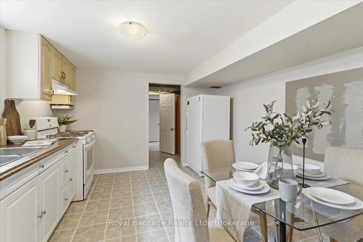 Photo 34 of 413 Elizabeth Street, Oshawa, McLaughlin — HOMEH