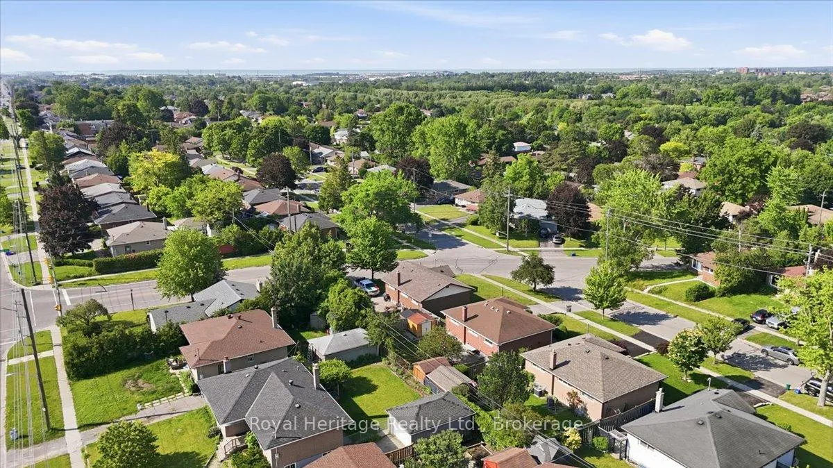 Photo 42 of 413 Elizabeth Street, Oshawa, McLaughlin — HOMEH